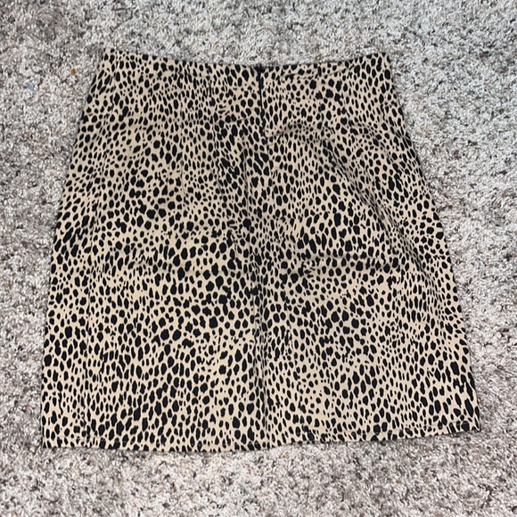 Brandy Melville bodycon cheetah skirt - Picture 2 of 3